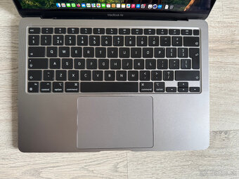 Macbook Air 13" M1 2020 (8GB RAM, 256GB SSD) - 2