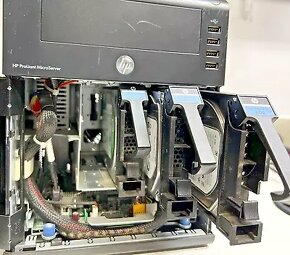 Hp ProLiant MicroServer - 2