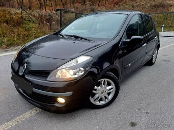 Renault Clio III 1.2 TCE - 2