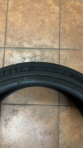 Michelin Pilot Sport 4S 245/35 Zr 19 2ks - 2