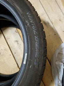 Zimné pneumatiky 215/50 r18 - 2