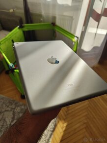 Apple iPad 6. generácie 32GB - 2