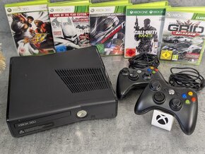 Xbox 360 Slim, HDD, 2 ovládače, 5 hier CoD, Batman, NFS... - 2