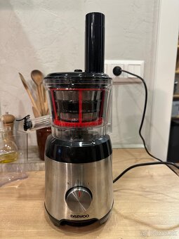 Odšťavovač Daewoo slow juicer DJE-5677 - 2