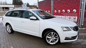 Škoda Octavia Combi 2.0 TDI STYLE - 2