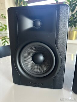 Aktívne štúdiové monitory M-Audio BX5 D3 - 2