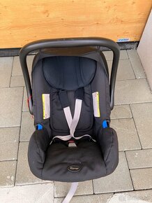 Britax b motion 4 plus - 2