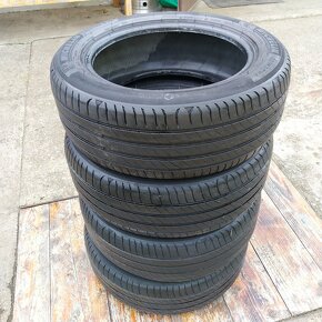 MICHELIN 205/55 R16 - 2