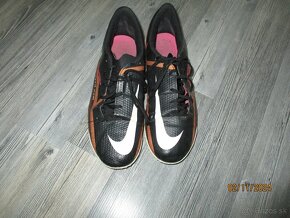 Tarfy NIKE veľ.41 - 2