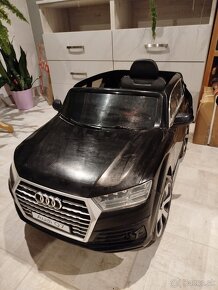 Elektrické autíčko Audi Q7 - 2