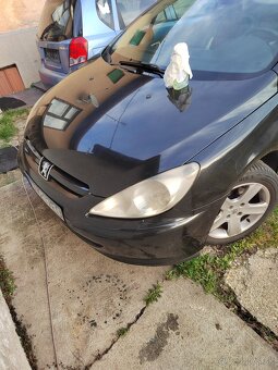 Predám na súčiastky Peugeot 307cc cabrio - 2