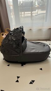 Cybex simply flowers grey 2022 - 2