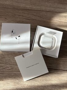 AirPods 3 - 2