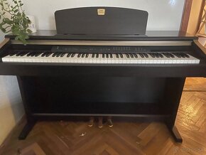 Digitálne piano Yamaha Clavinova - 2