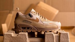 Nike AirMax 90 Surplus 11 - 2