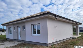 Kvalitný 4-izbový bungalov, teprlné čerpadlo, Senec - 2