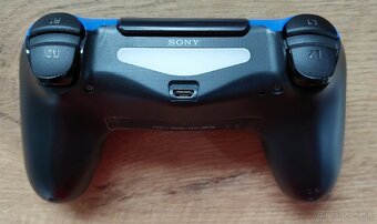 Sony Dualshock ovladac Blue - PS4 - 2