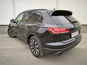 VW Touareg 3,0TDi 4motion Vzduch kůže 12/2020 DPH - 2