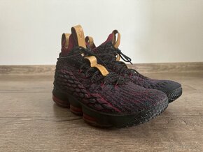 Nike LeBron 15 New Heights 44.5 panske - 2