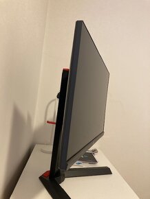 27" ASUS ROG Strix XG27AQ HDR - 2