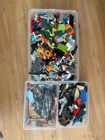 12 kg LEGO na predaj – figúrky, špeciálne dieliky.... - 2