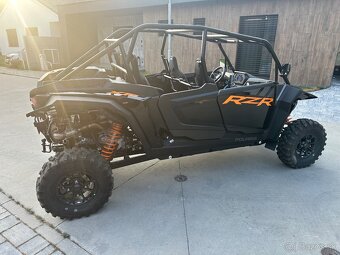 Polaris RZR XP 1000 4 miestne - 2