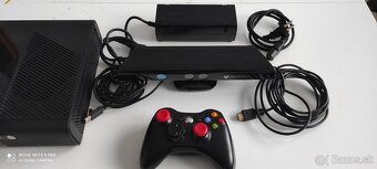 Xbox 360 slim+kinect+hry - 2