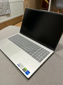 Dell inspiron 15, 7510 - 2