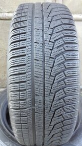 Predám 2-Zimné pneumatiky Hankook icewinter 215/55 R17 - 2