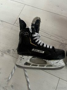 BAUER SUPREME 2S VEĽKOSŤ 37,5 - 2