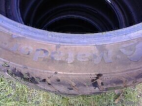 Letné pneumatiky 215/40 r17 - 2