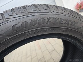 Predám zimné pneumatiky Goodyear 2ks - 2