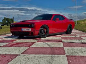 Dodge Challenger Hellcat 6.2l V8 custom 2016 800 koní - 2