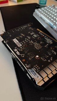 Asus GTX 1650 - 2