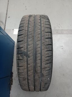 Pneu Michelin 225/65 R16C - 2