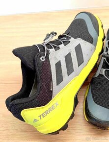 Terrex Gore tex  Adidas terénne topánky v.38 - 2