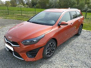 KIA CEED SW GT - LINE - 1900KM, 2024, LUXUSNÍ VÝBAVA-AKCE - 2