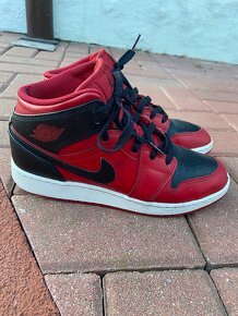 Predám tenisky AIR JORDAN 1 MID BG - 2