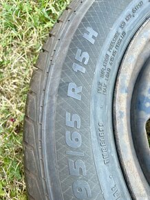 Pneumatiky Paxaro 195/65 R15 + disky - 2