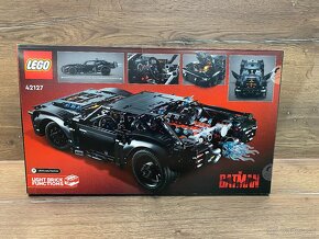 Lego 42127 Technic BATMAN – BATMOBIL - 2