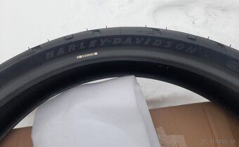 Pneu Michelin Scorcher 11 (130/60 B 21) NOVÁ - 2