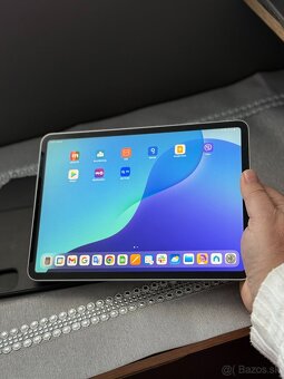 Predám Apple iPad Pro 11 128GB + klávesnica - 2