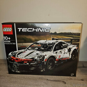 Predám LEGO Technic 42096 Porsche 911 RSR - 2