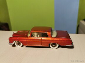 Dinky toys Mercedes - 2