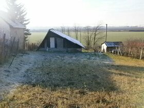 Dom-chalupa na letné,na celoročné bývanie s pozemkom,Levice, - 2