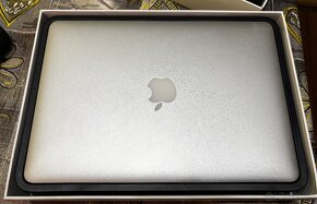 apple macbook air 13” A1466 - 2