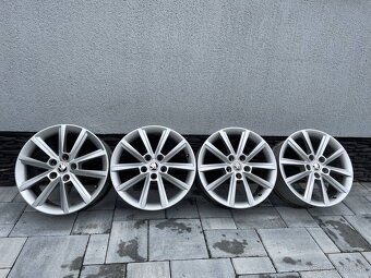 skoda alu disky 5x112 R17 - 2