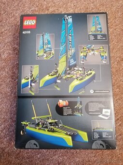 Lego technic katamaran - 2