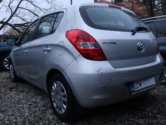 Hyundai i10 benzín 4-valec 2009, strieb.metalíza -TOP PONUKA - 2