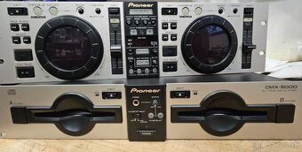 DJ - ZOSTAVA Pioneer CMX-5000 & Behringer DJX700 - 2